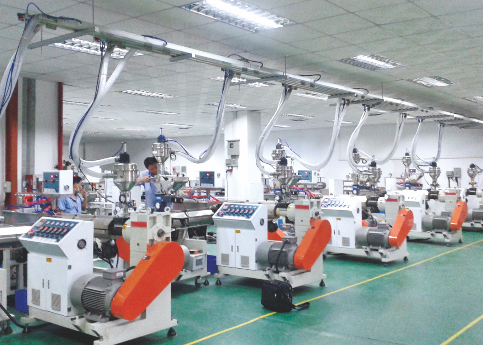 論集中供料系統(tǒng)對注塑行業(yè)的重要性